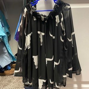 Cute off the shoulder top never worn
